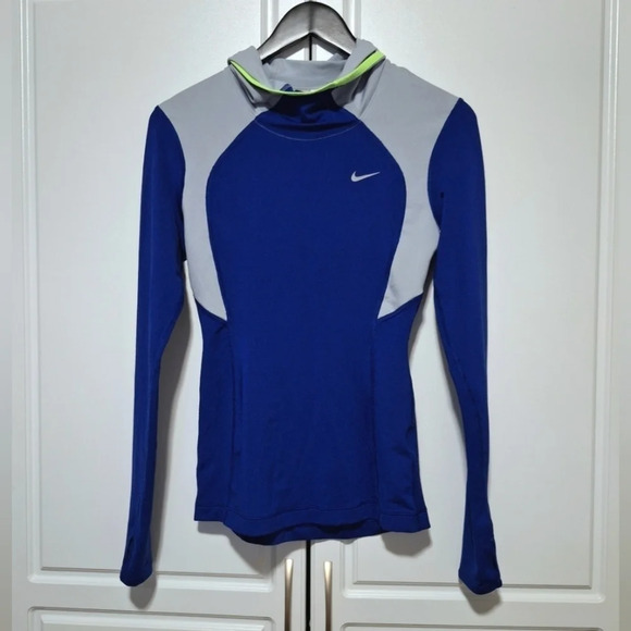 Nike Dri-Fit Womens Pull Over Hoodie Longsleeve Athletic Sporty Bodycon Stretch - Picture 1 of 12